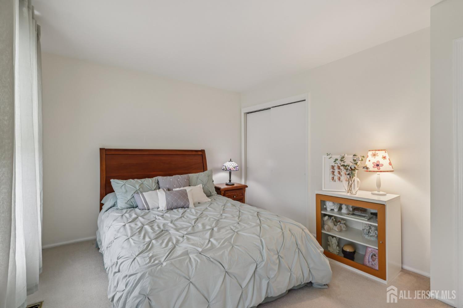 6 E Wintergreen Avenue, Edison, NJ, 08820 image 20