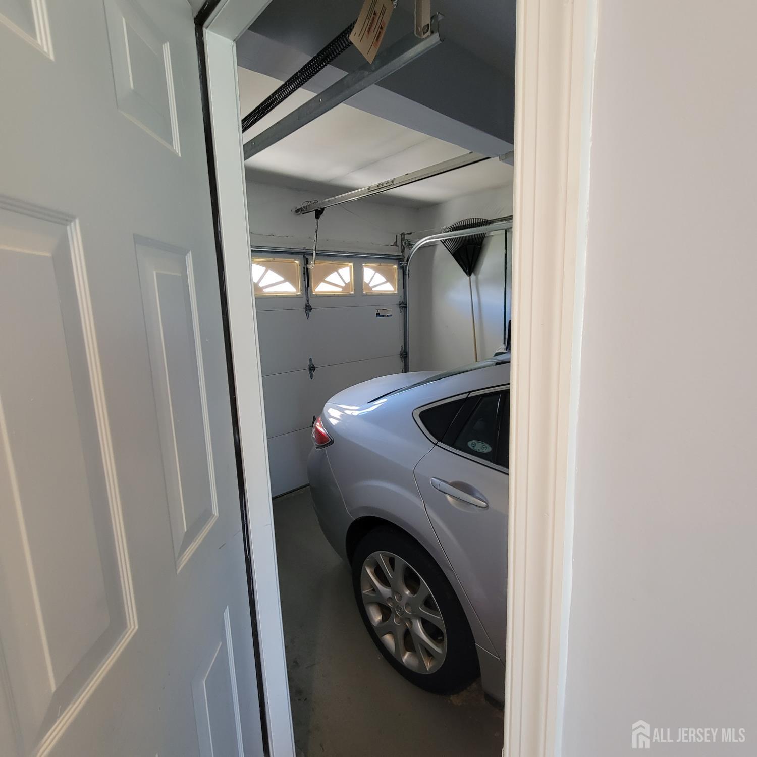 646 franklin Drive, Perth Amboy, NJ, 08861 image 33