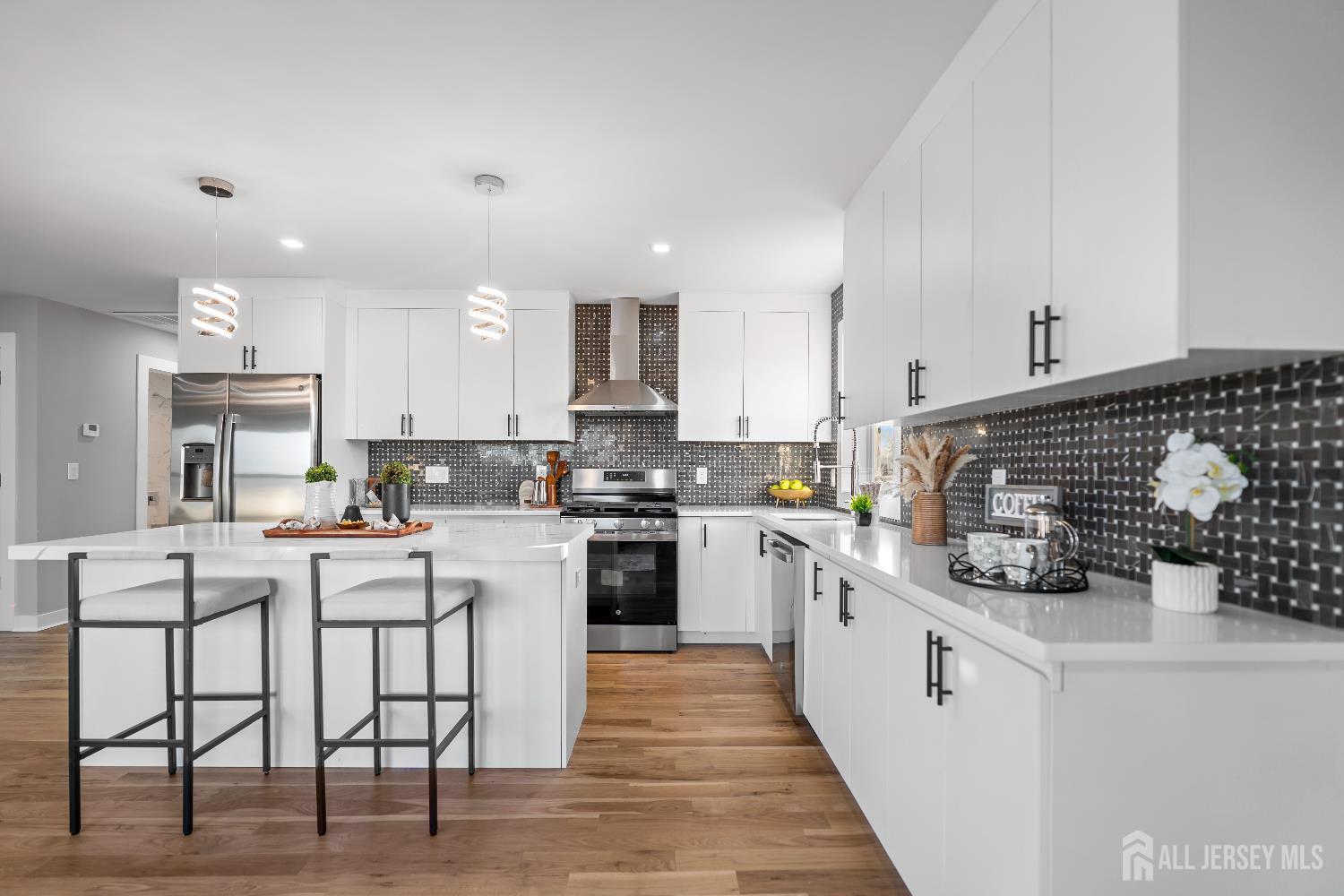 937 Worth Avenue, Linden, NJ, 07036 image 27