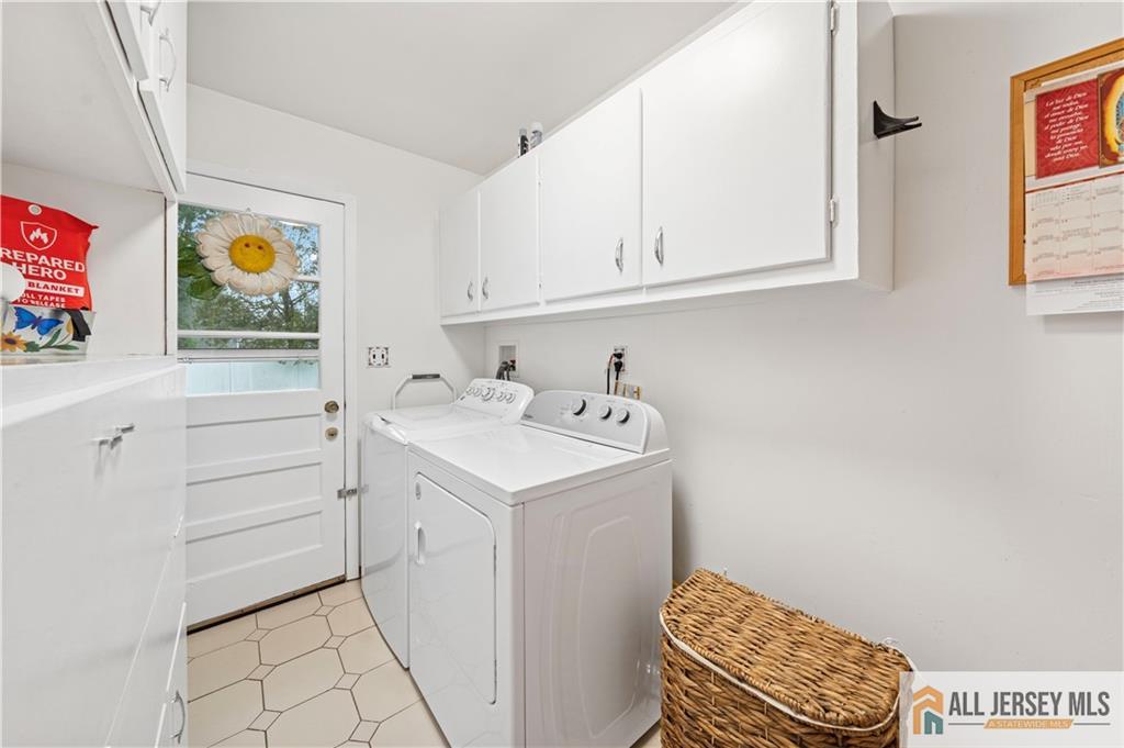 41 Jonathan Drive, Edison, NJ, 08820 image 15