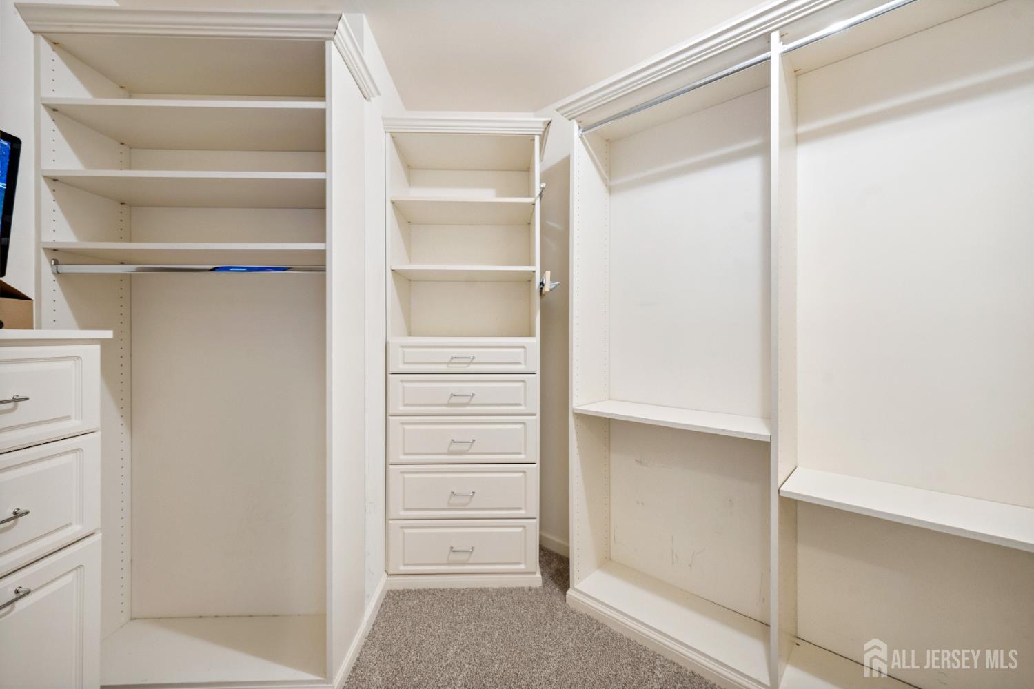 2 Treetops Drive, Monroe, NJ, 08831 image 33