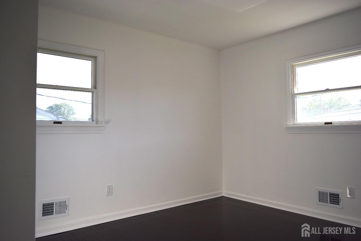 42 Roosevelt Avenue, Colonia, NJ, 07067 image 19