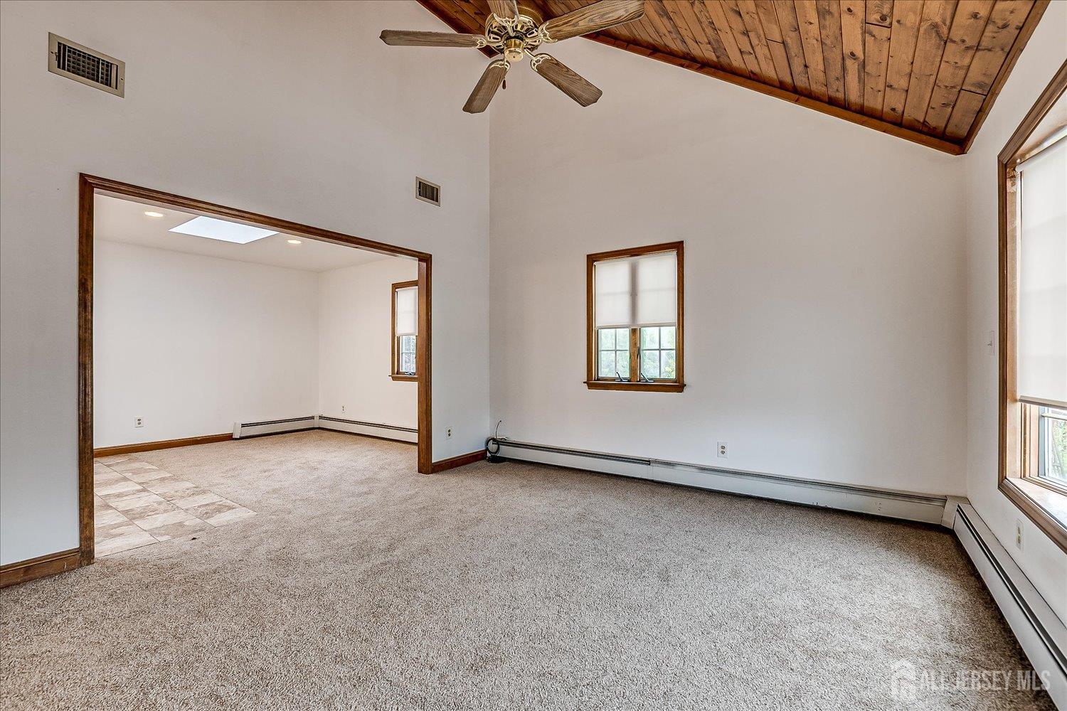 221 S Pine Avenue, South Amboy, NJ, 08879 image 16