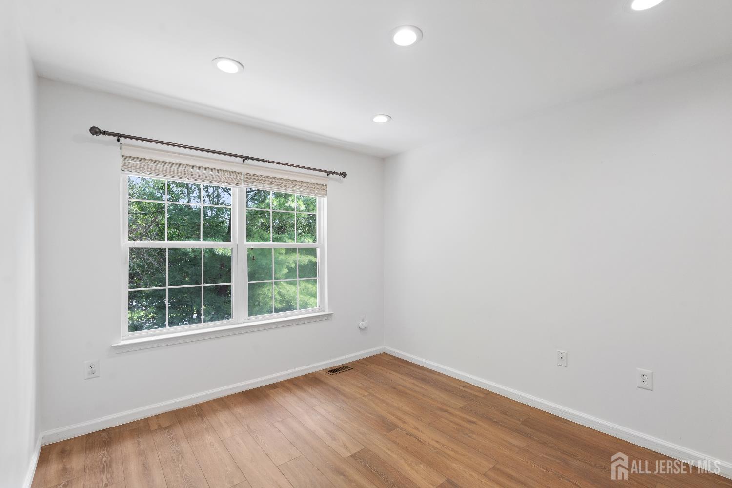 403 Canterbury Way, South Brunswick, NJ, 08540 image 37