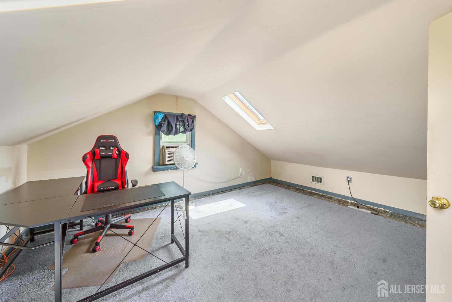 1009 Old Corlies Avenue, Neptune, NJ, 07753 image 16