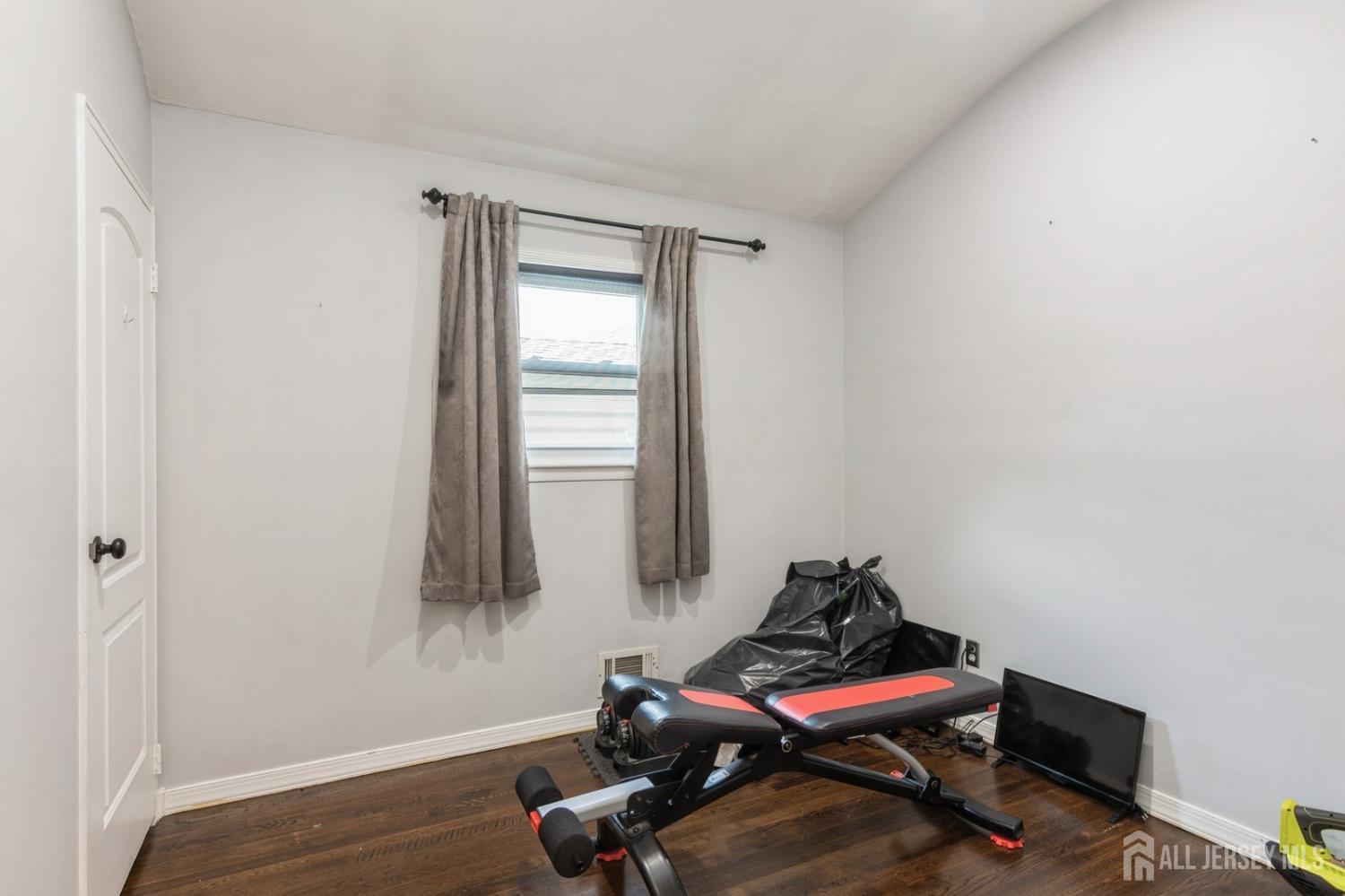 70 Woodshore W, Old Bridge, NJ, 07735 image 17