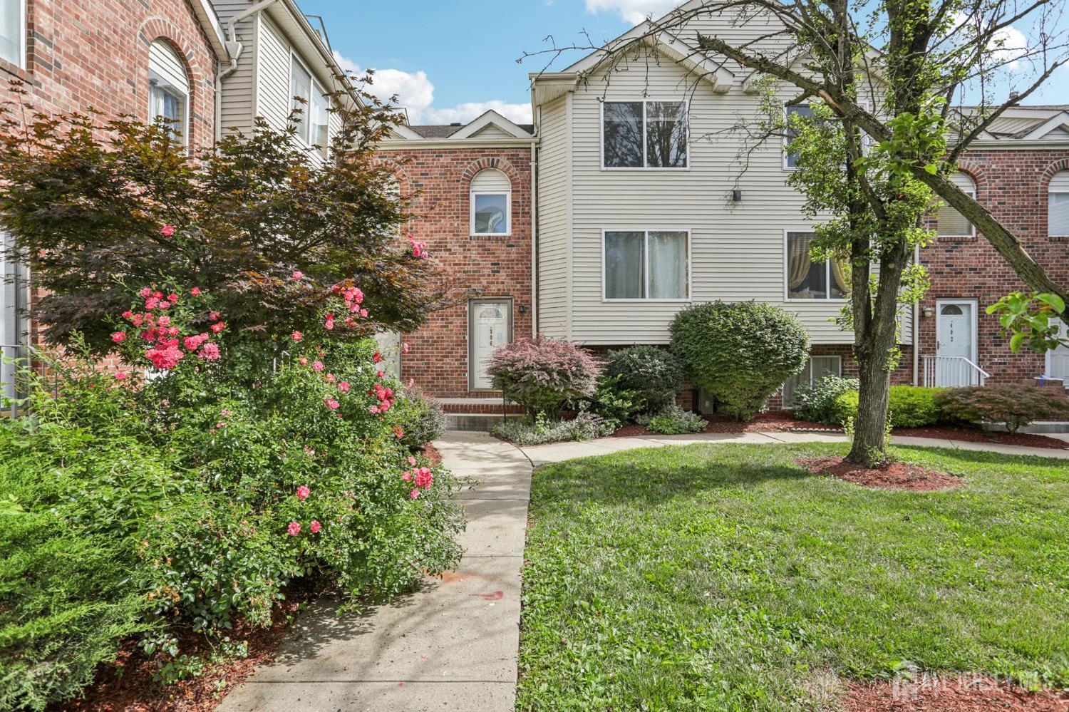 306 Holly Drive Image 2