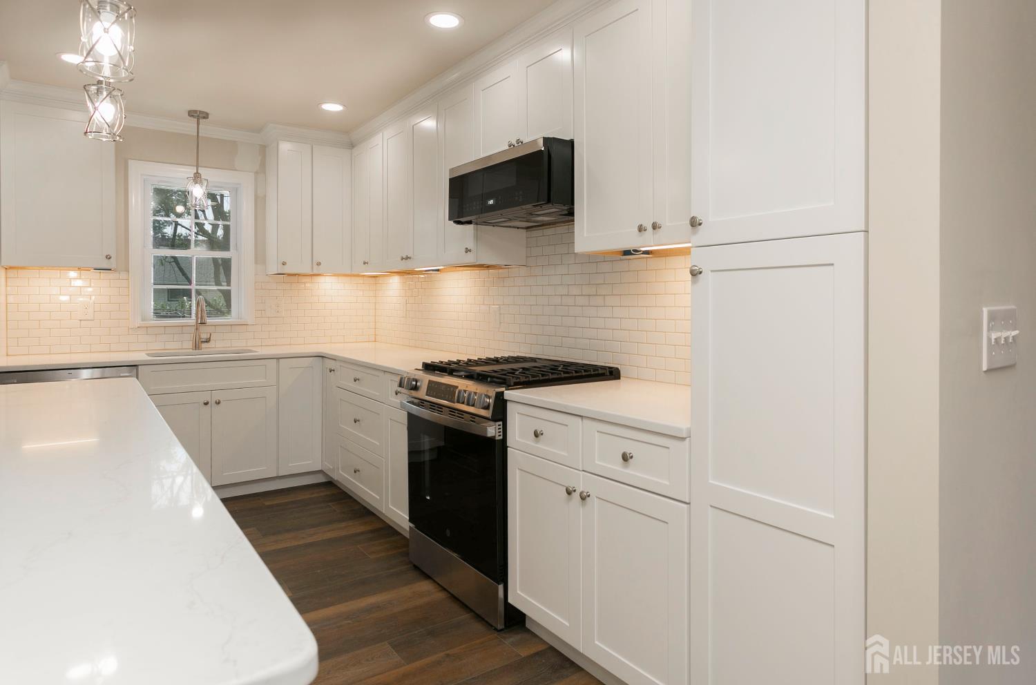 15 Bradley Drive, Edison, NJ, 08817 image 12
