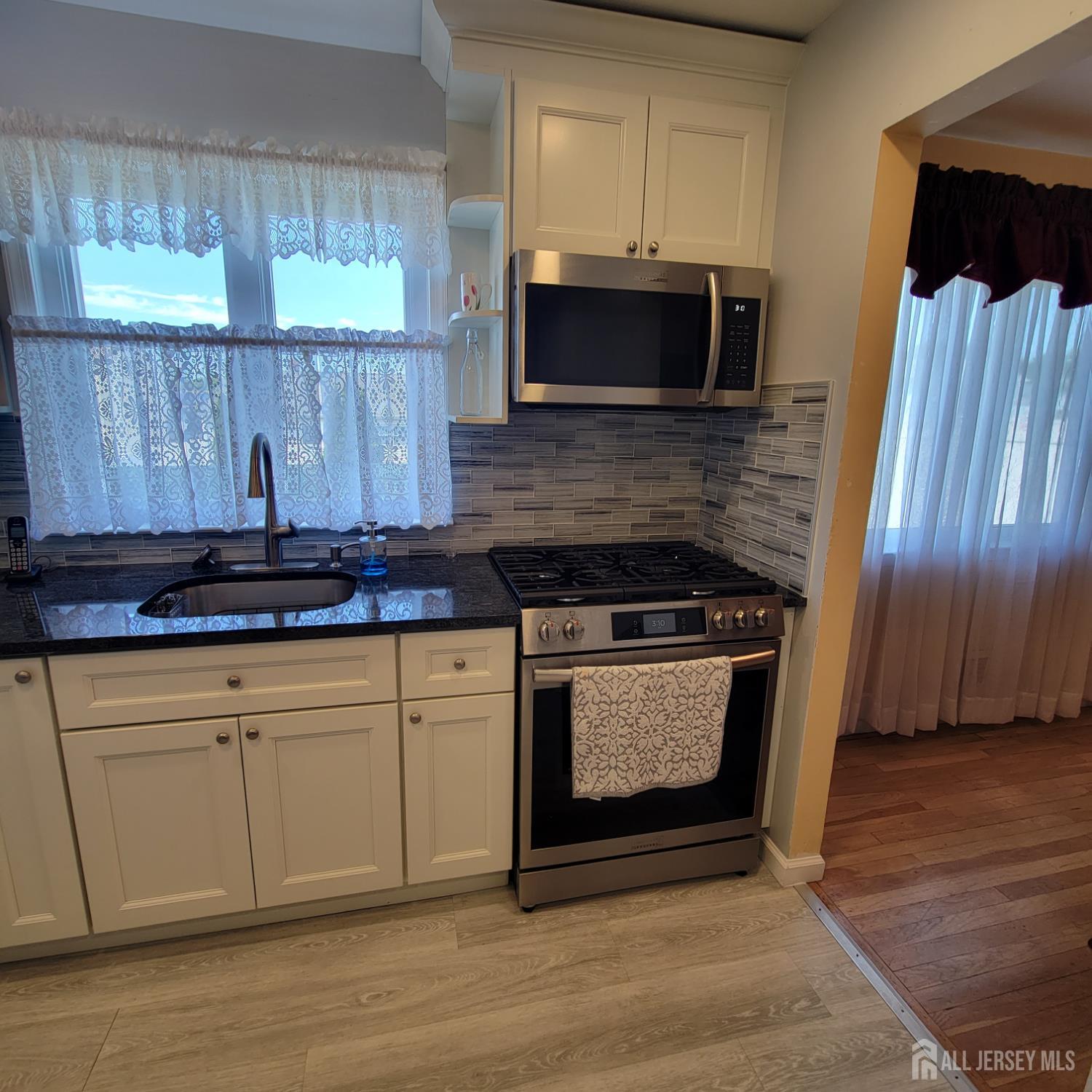 646 franklin Drive, Perth Amboy, NJ, 08861 image 23