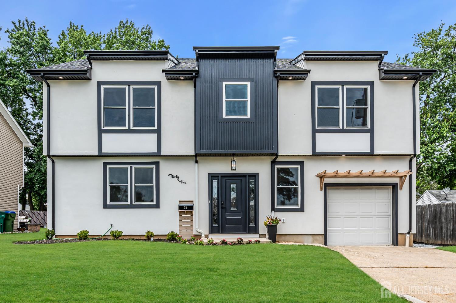35 Glenville Road, Edison, NJ, 08817