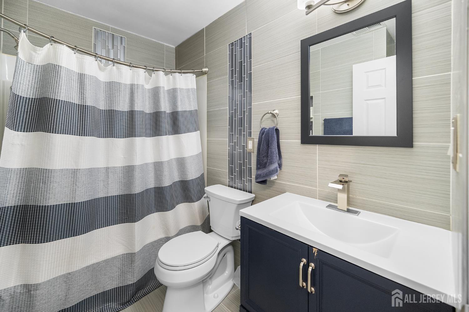 1904 bayhead Drive, Parlin, NJ, 08859 image 12