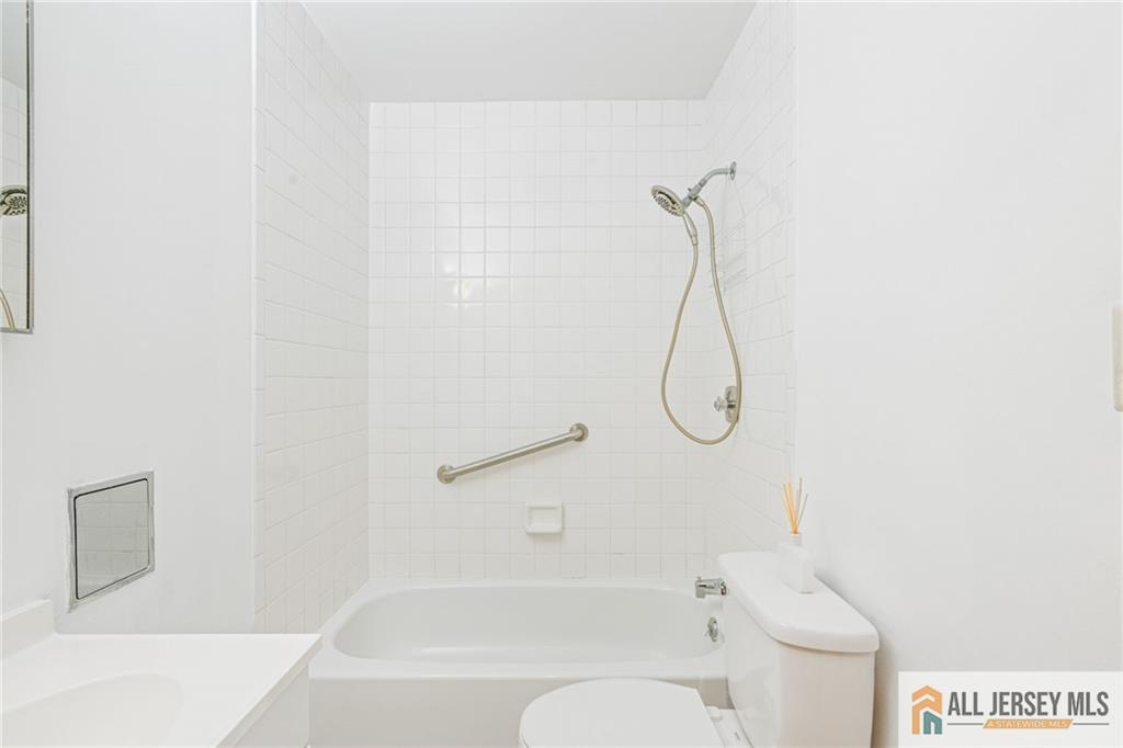 11 N Westfield Road, Howell, NJ, 07731 image 40