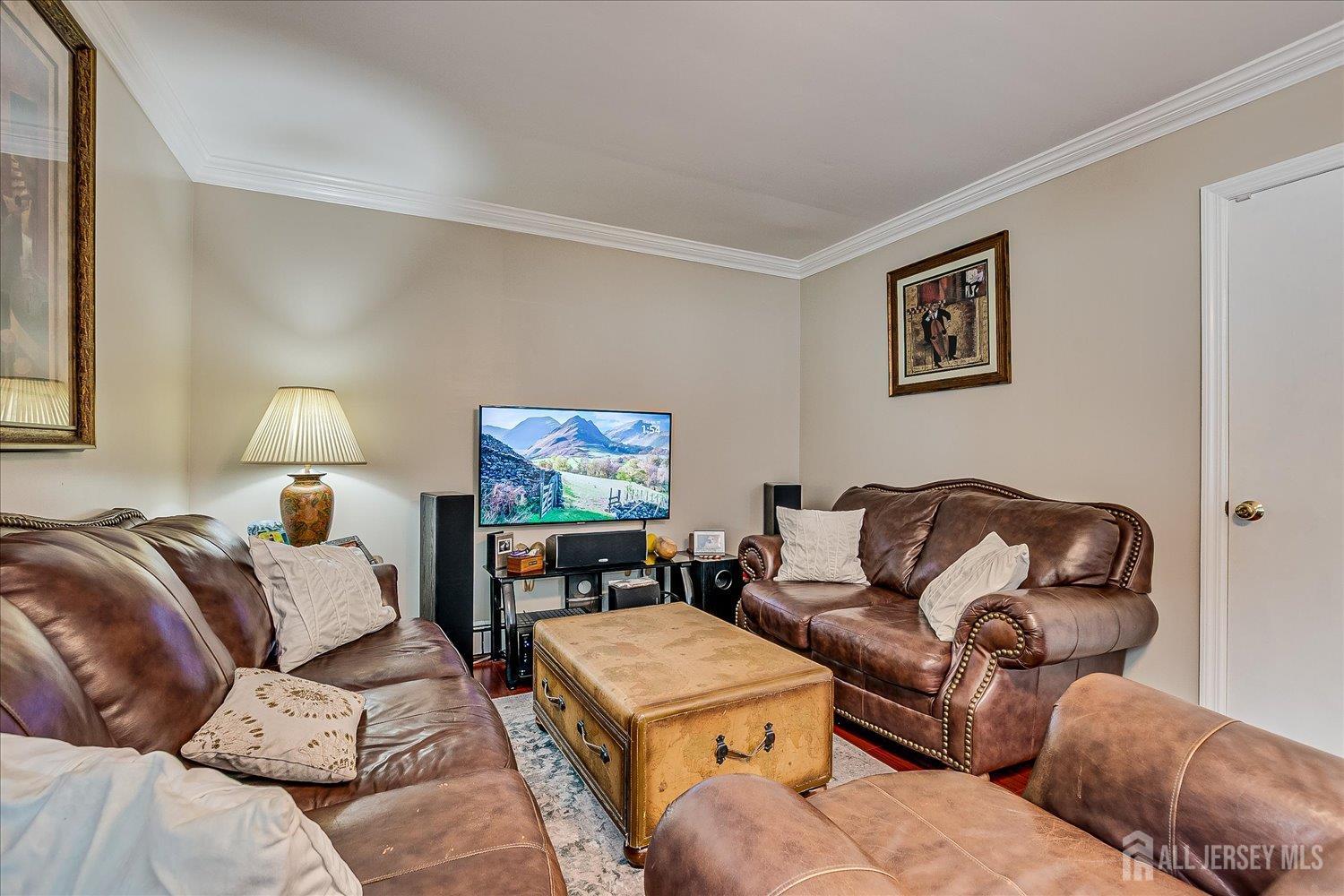 10 Rainbow Drive, Colonia, NJ, 07067 image 17