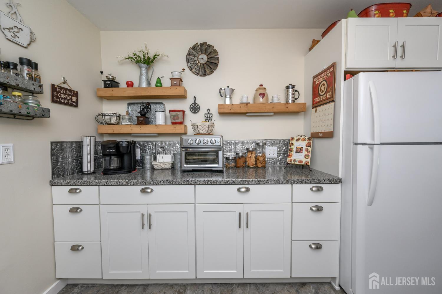 37 S Chestnut Avenue, Whiting, NJ, 08759 image 14