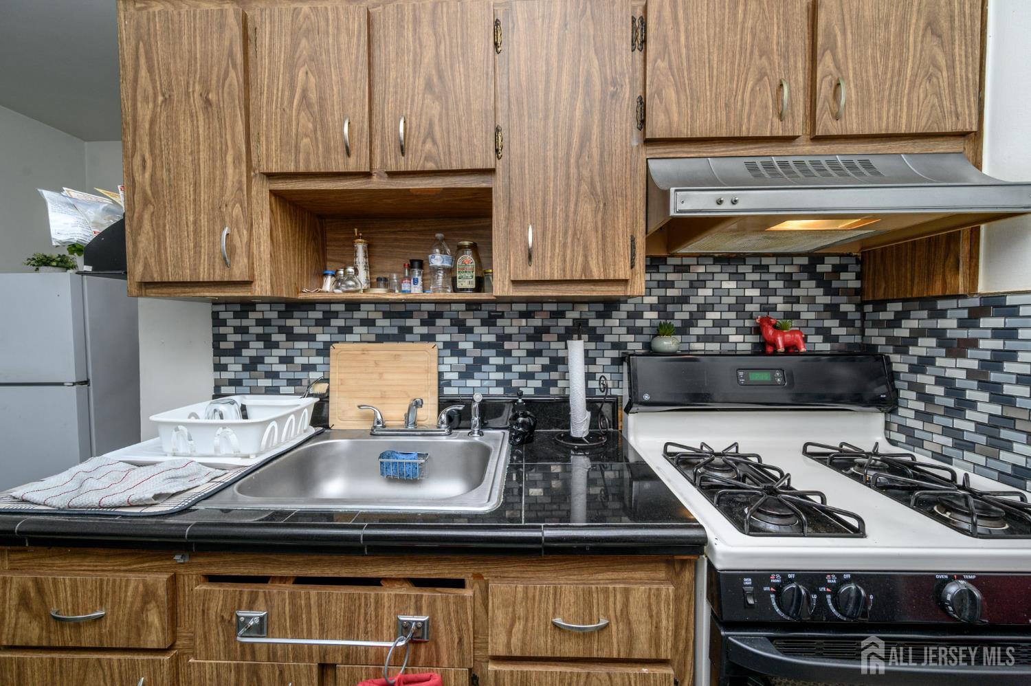 84 E Somerset Street, Raritan, NJ, 08869 image 24