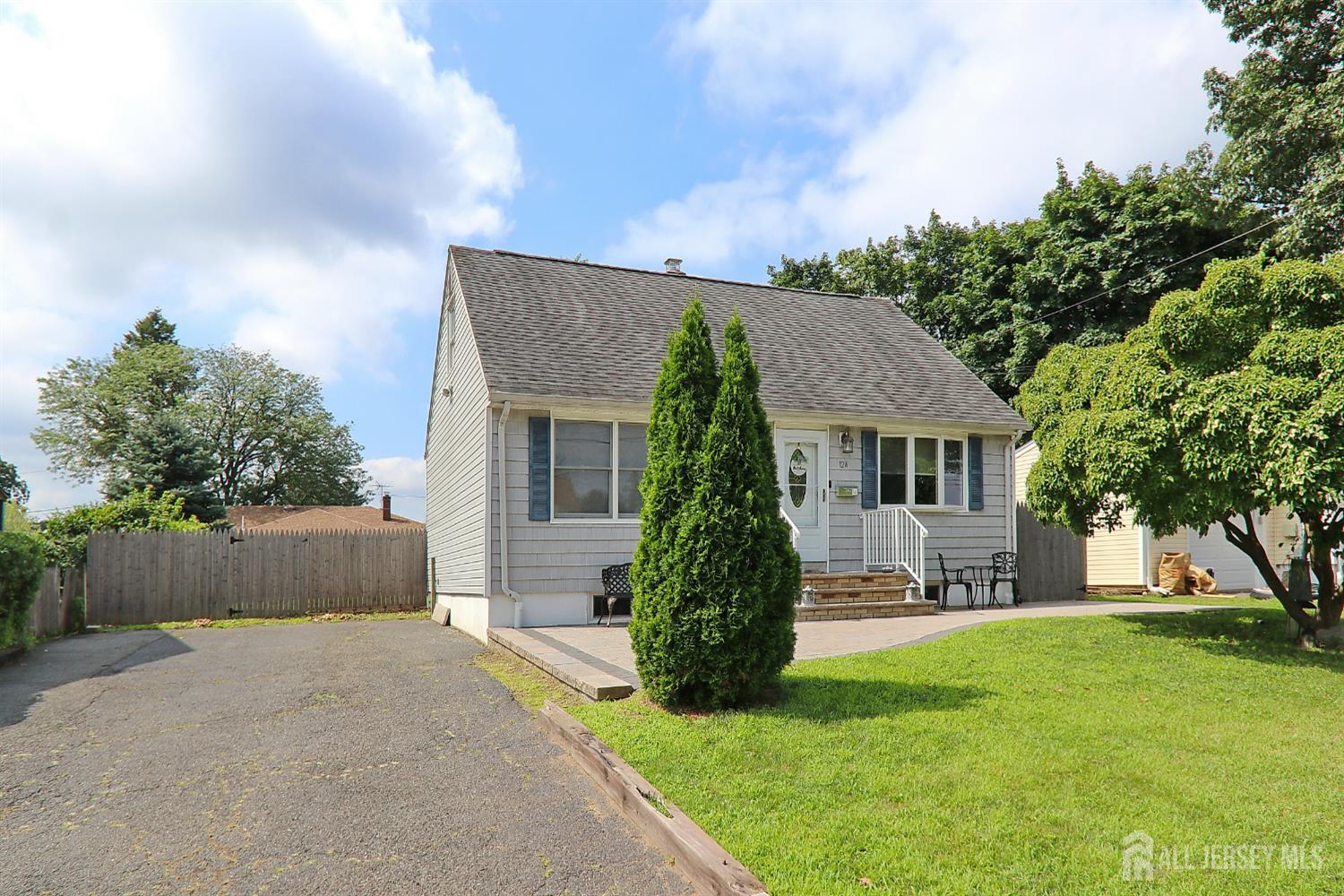 124 Conklin Street Image 2