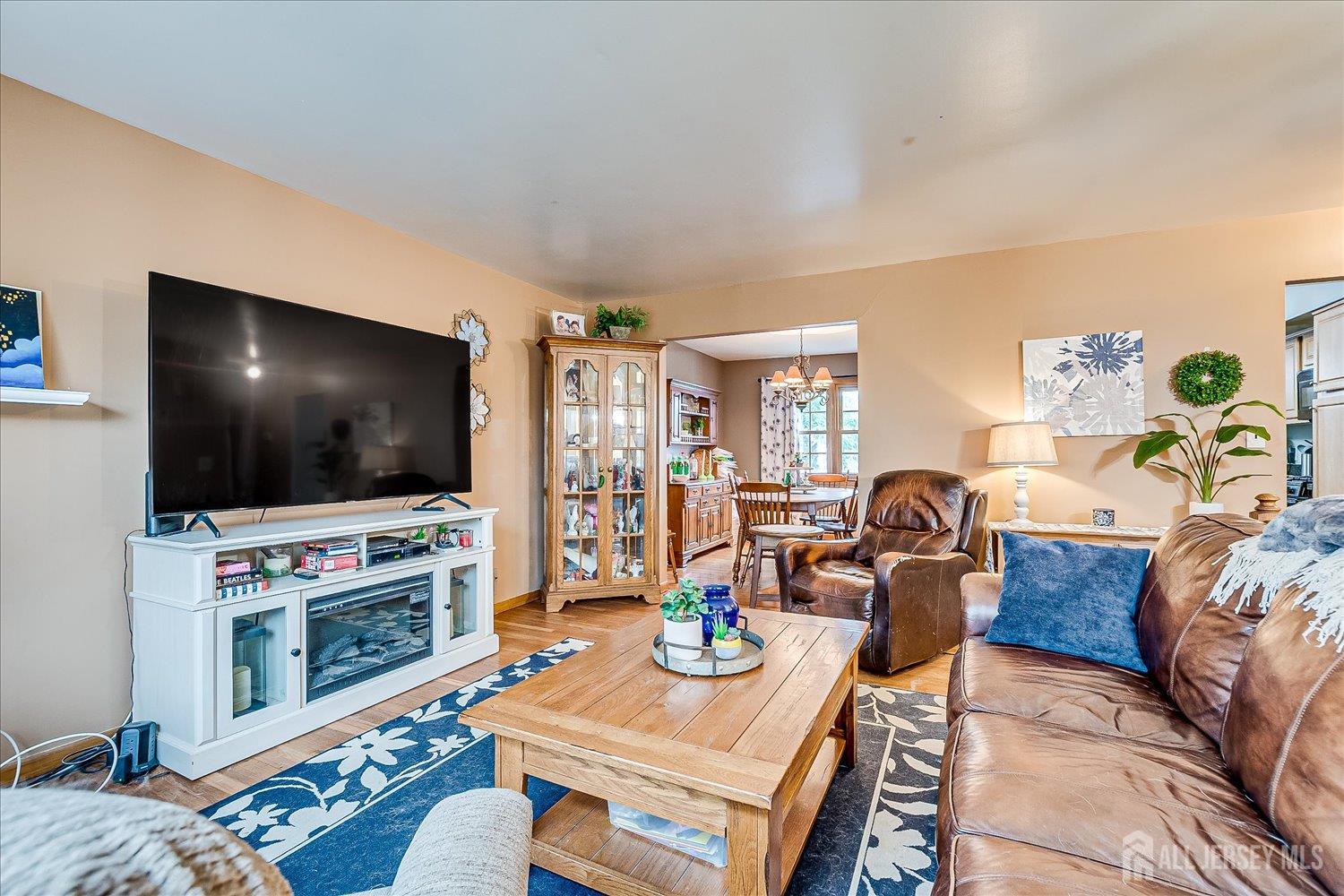 20 Market Street, Edison, NJ, 08817 image 11
