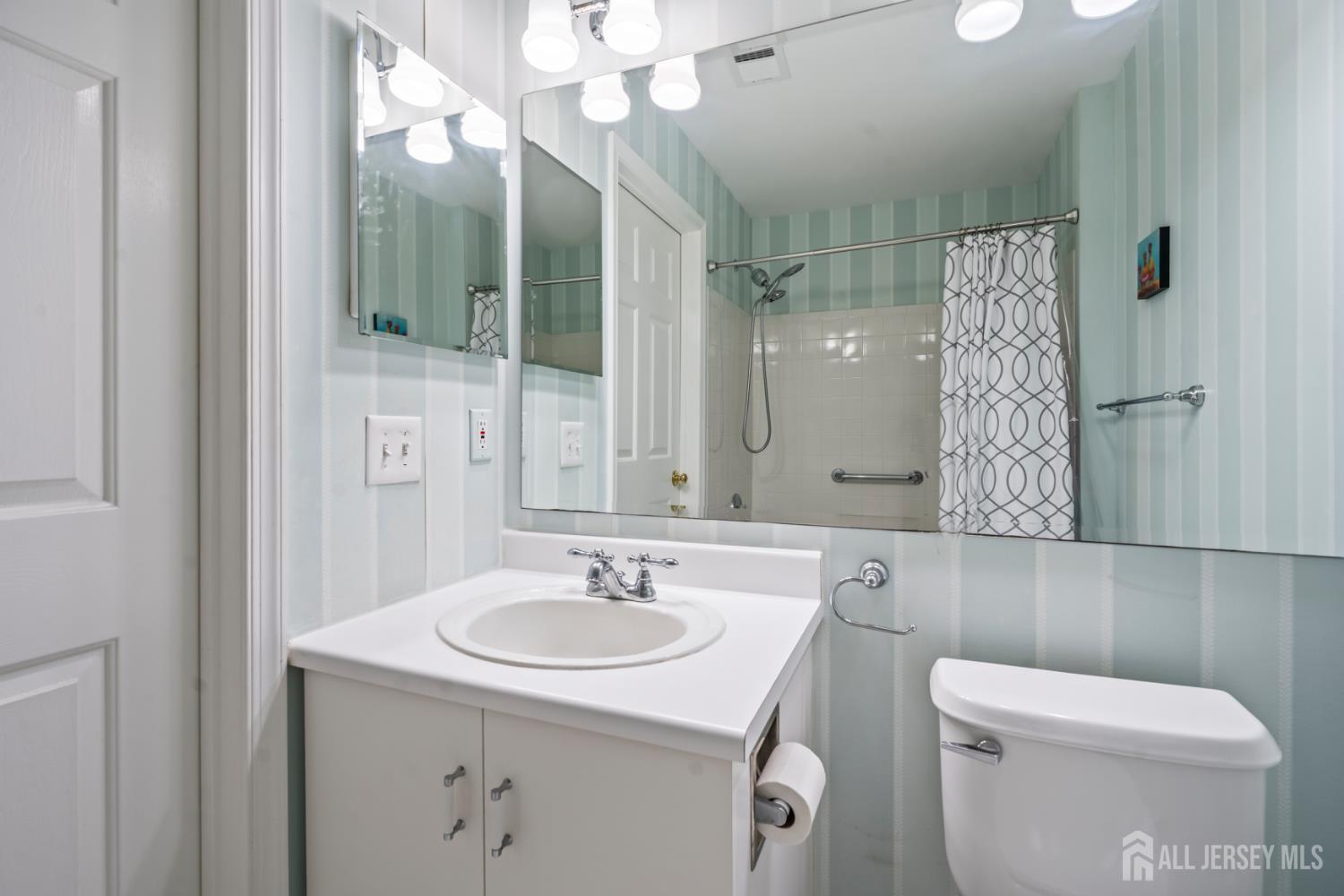 1301 Cypress Lane, East Brunswick, NJ, 08816 image 17
