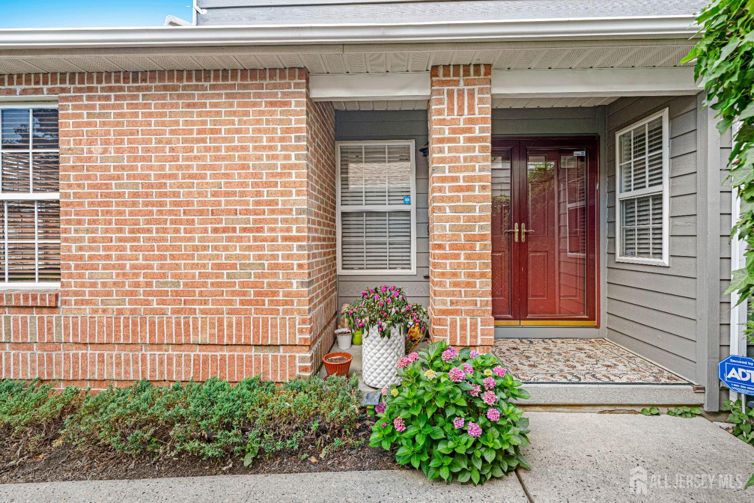 9 Inverness Court Image 3