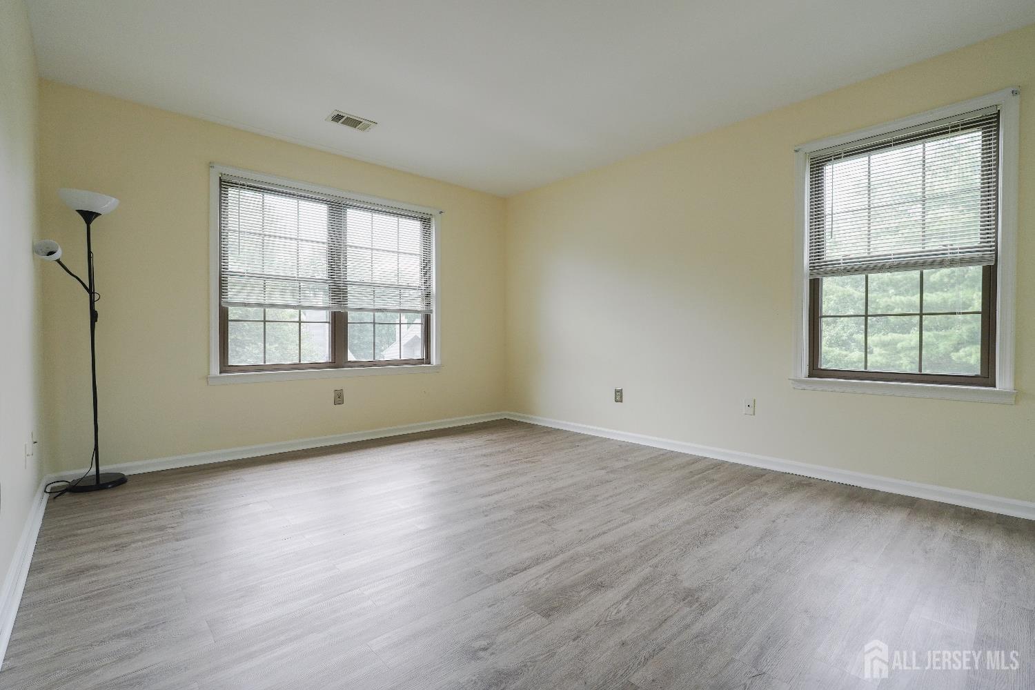 809 Woodhaven Drive, Edison, NJ, 08817 image 13