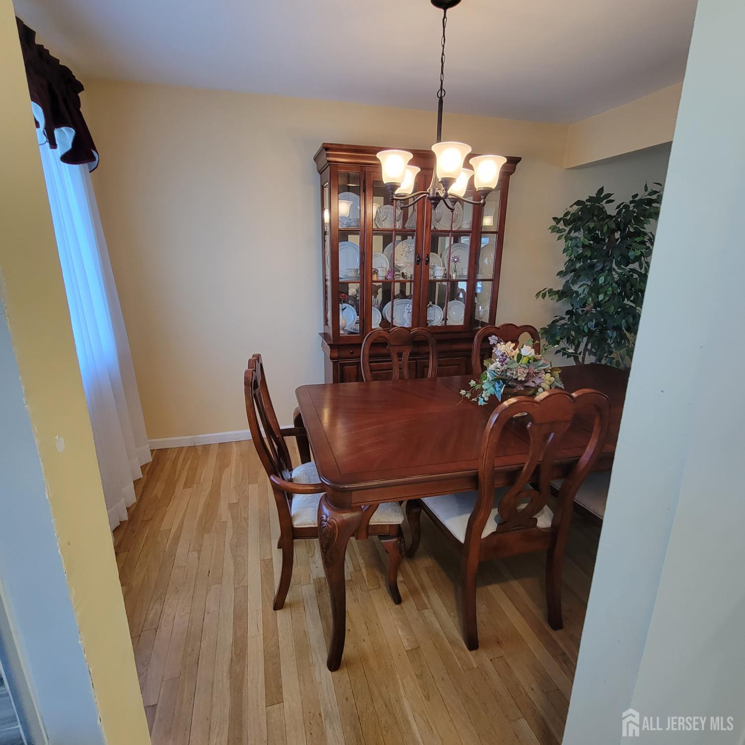 646 franklin Drive, Perth Amboy, NJ, 08861 image 24