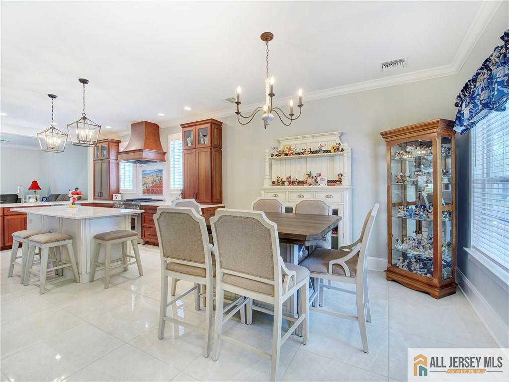 10 Holly Manor Court Image 3