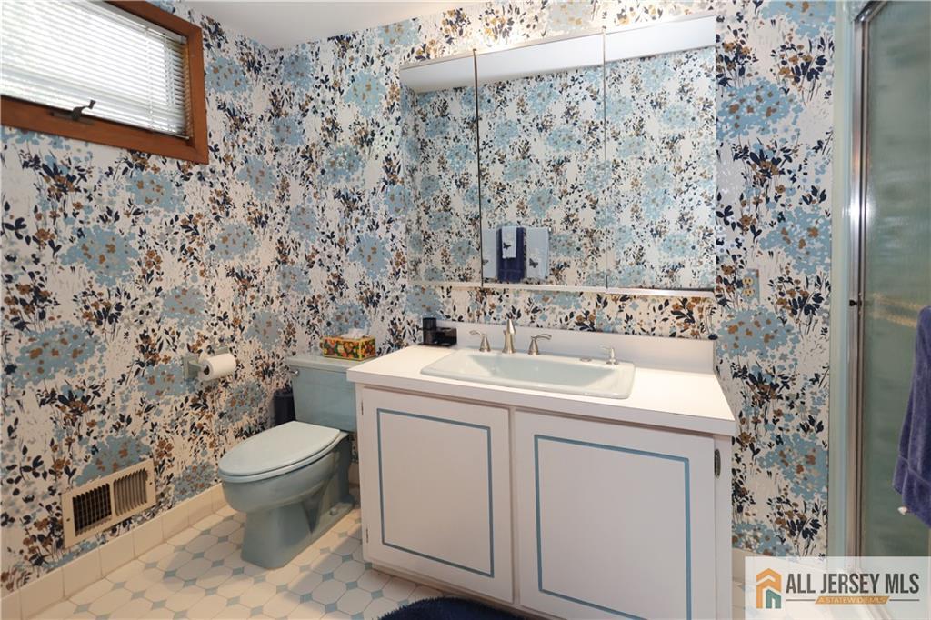 12 Tompkins Road, East Brunswick, NJ, 08816 image 29