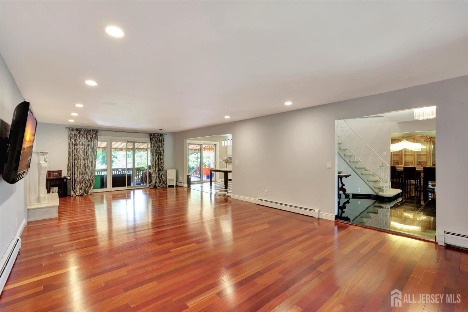 403 New Dover Road, Colonia, NJ, 07067 image 11