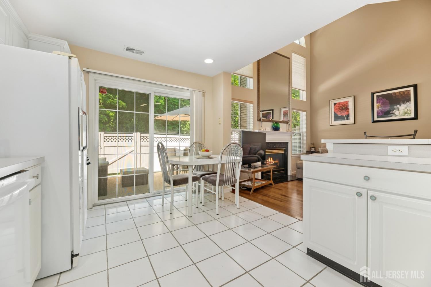 44 Windsong Circle, East Brunswick, NJ, 08816 image 23