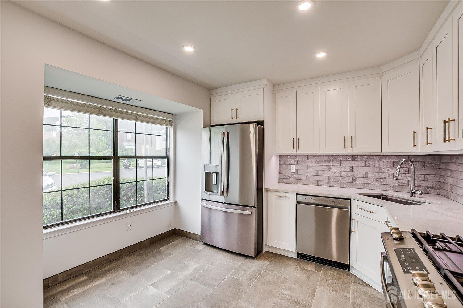 369 Bromley Place, East Brunswick, NJ, 08816 image 10