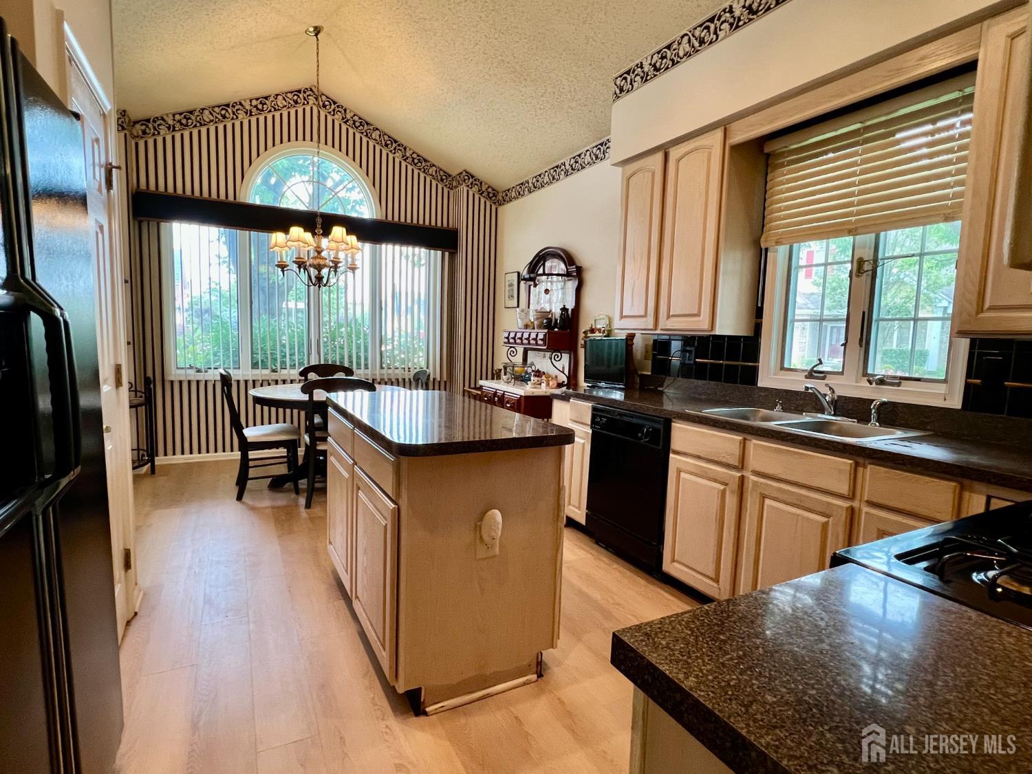 1 Walter Way, Monroe, NJ, 08831 image 6