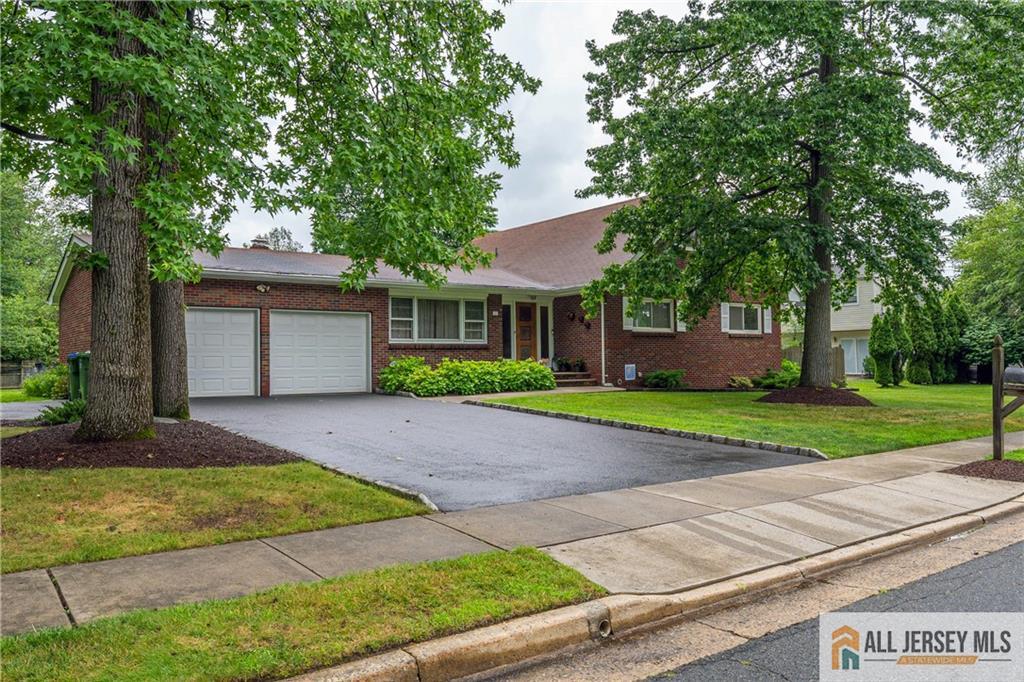 41 Jonathan Drive Image 1