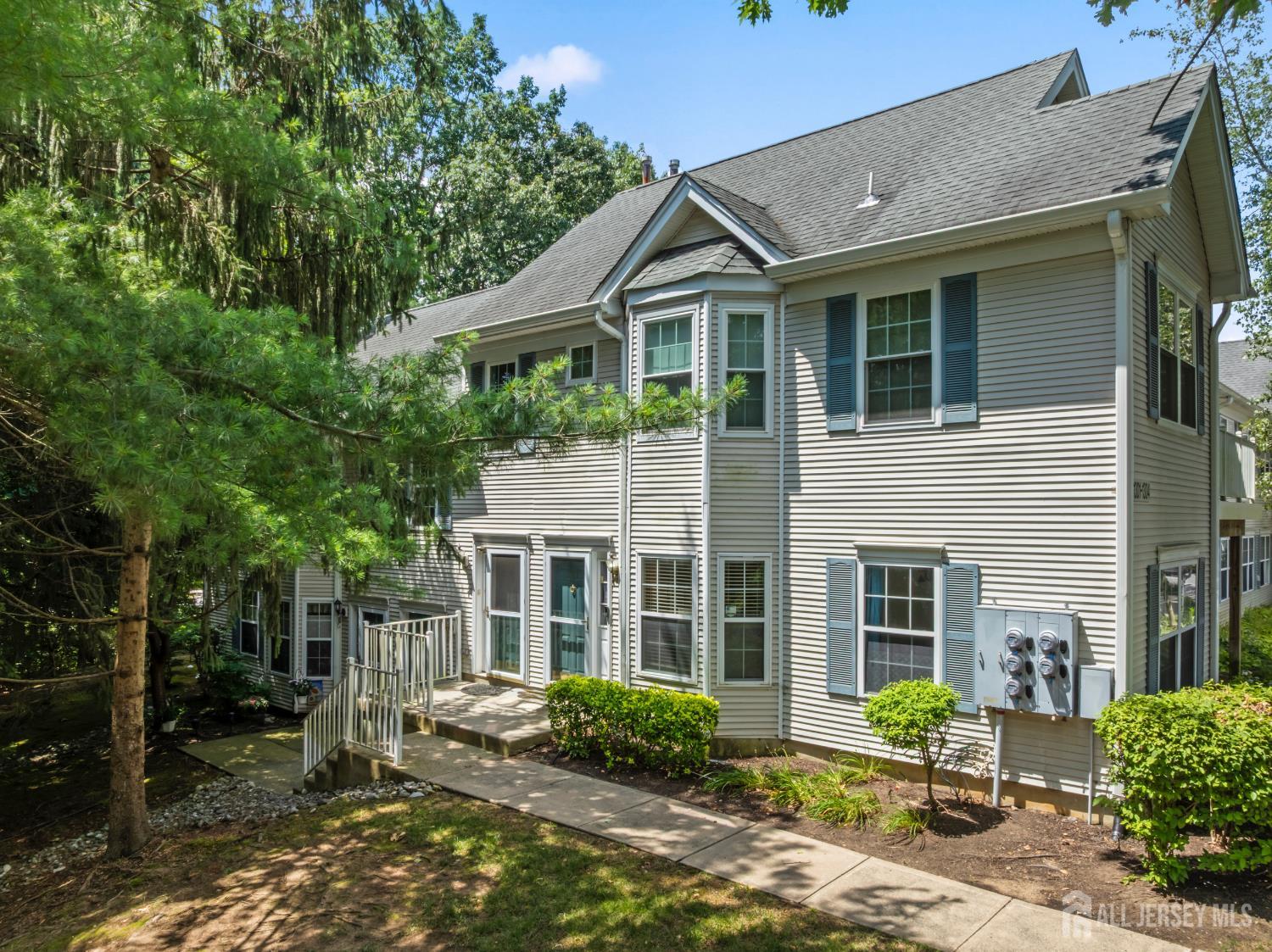 1301 Cypress Lane Image 2