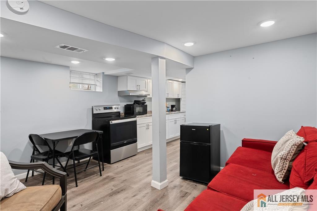 435 Ashley Street, Perth Amboy, NJ, 08861 image 32