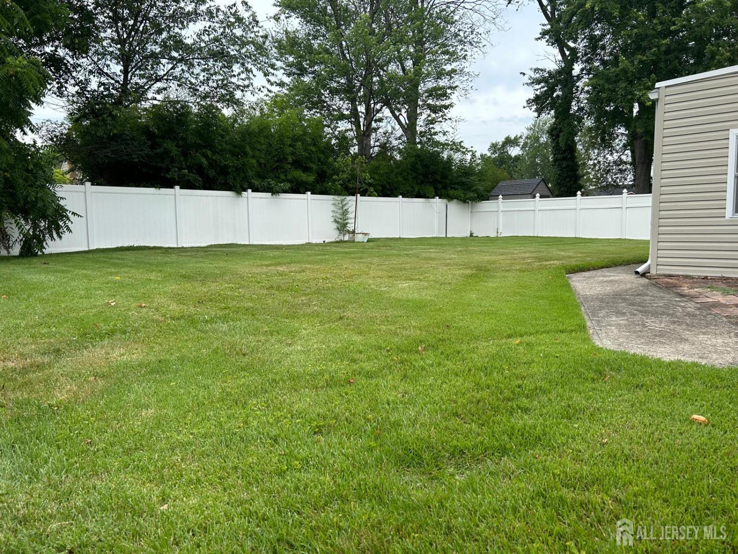 14 McGinnis Road Image 3