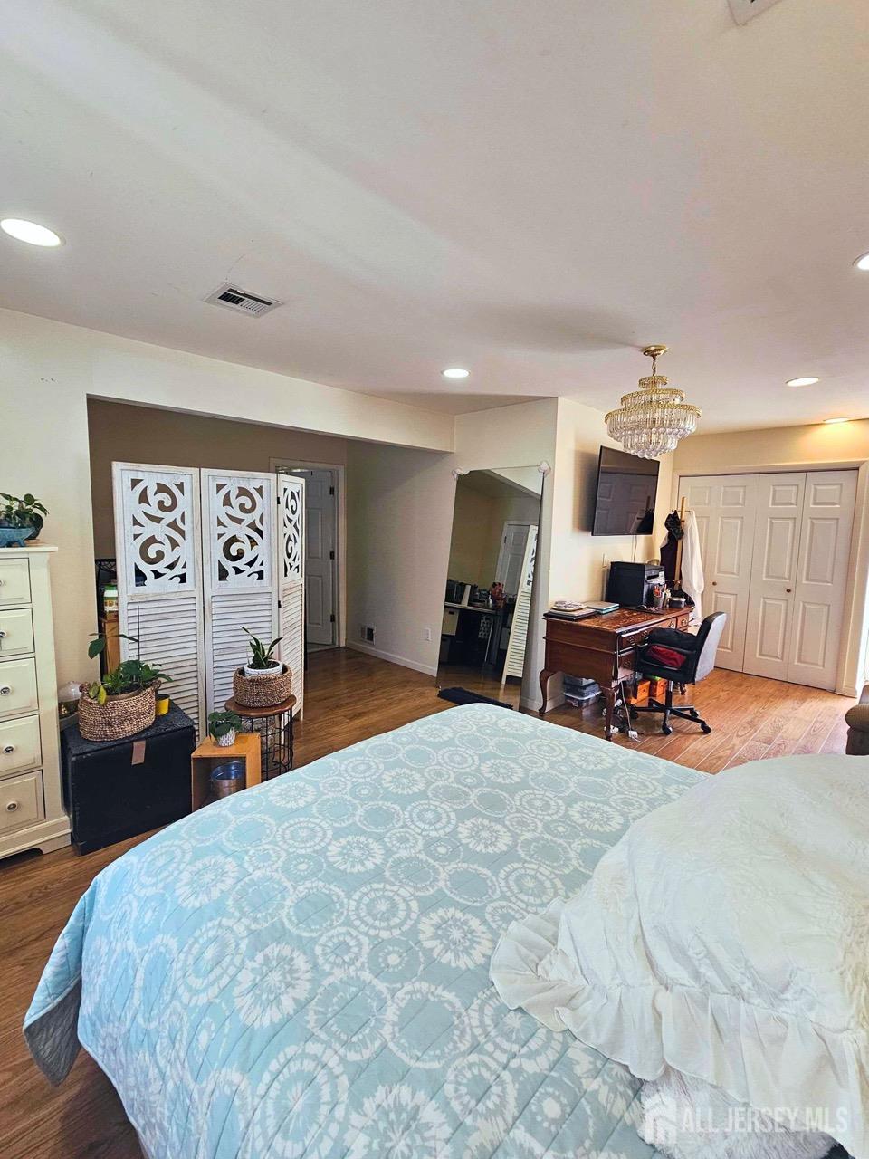 439 Fairview Avenue, Colonia, NJ, 07067 image 24