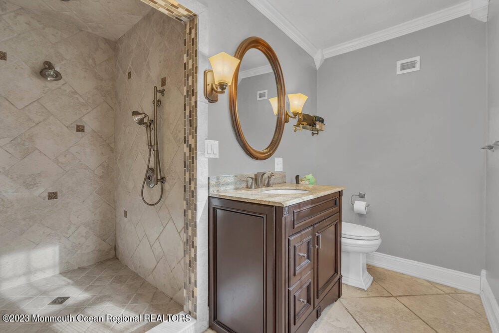 911 Middletown Lincroft Road, Middletown, NJ, 07748 image 9