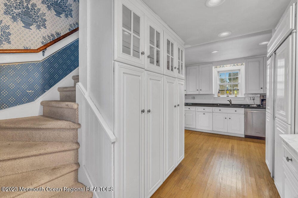 911 Middletown Lincroft Road, Middletown, NJ, 07748 image 15