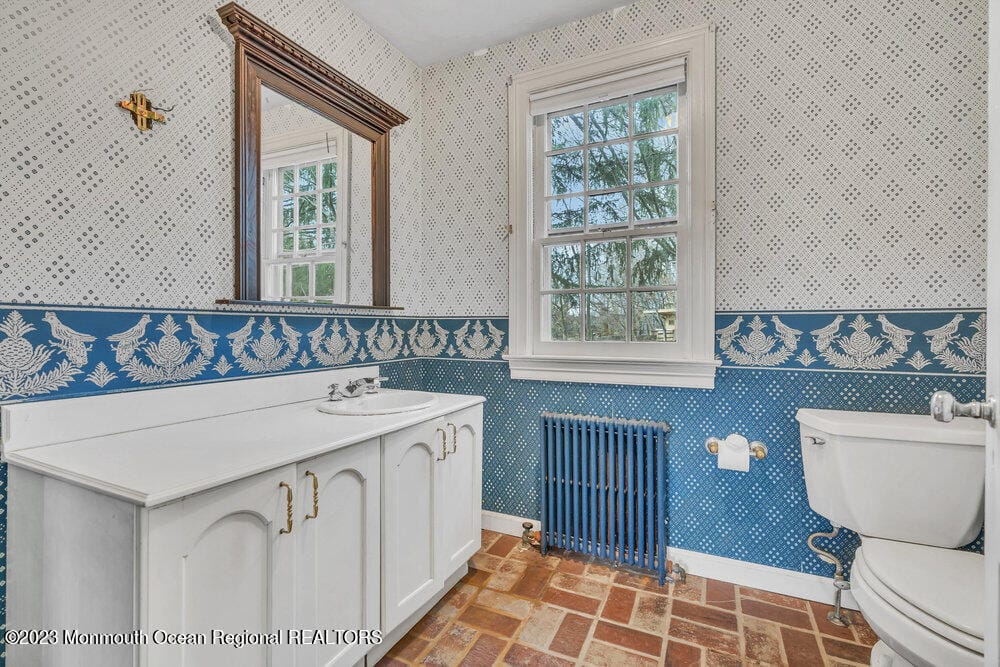 911 Middletown Lincroft Road, Middletown, NJ, 07748 image 16