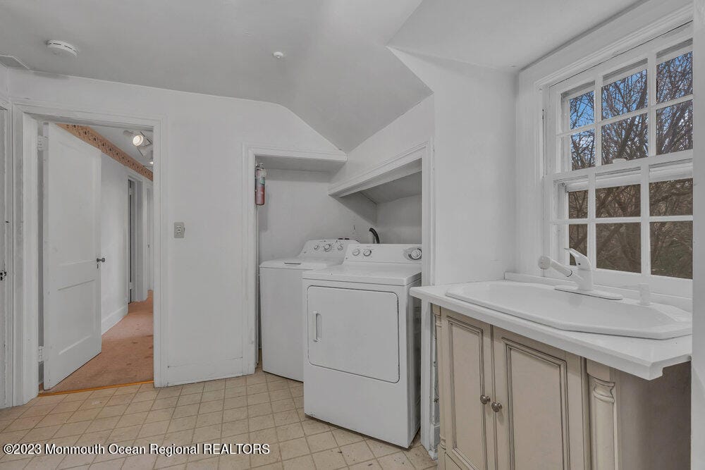 911 Middletown Lincroft Road, Middletown, NJ, 07748 image 26