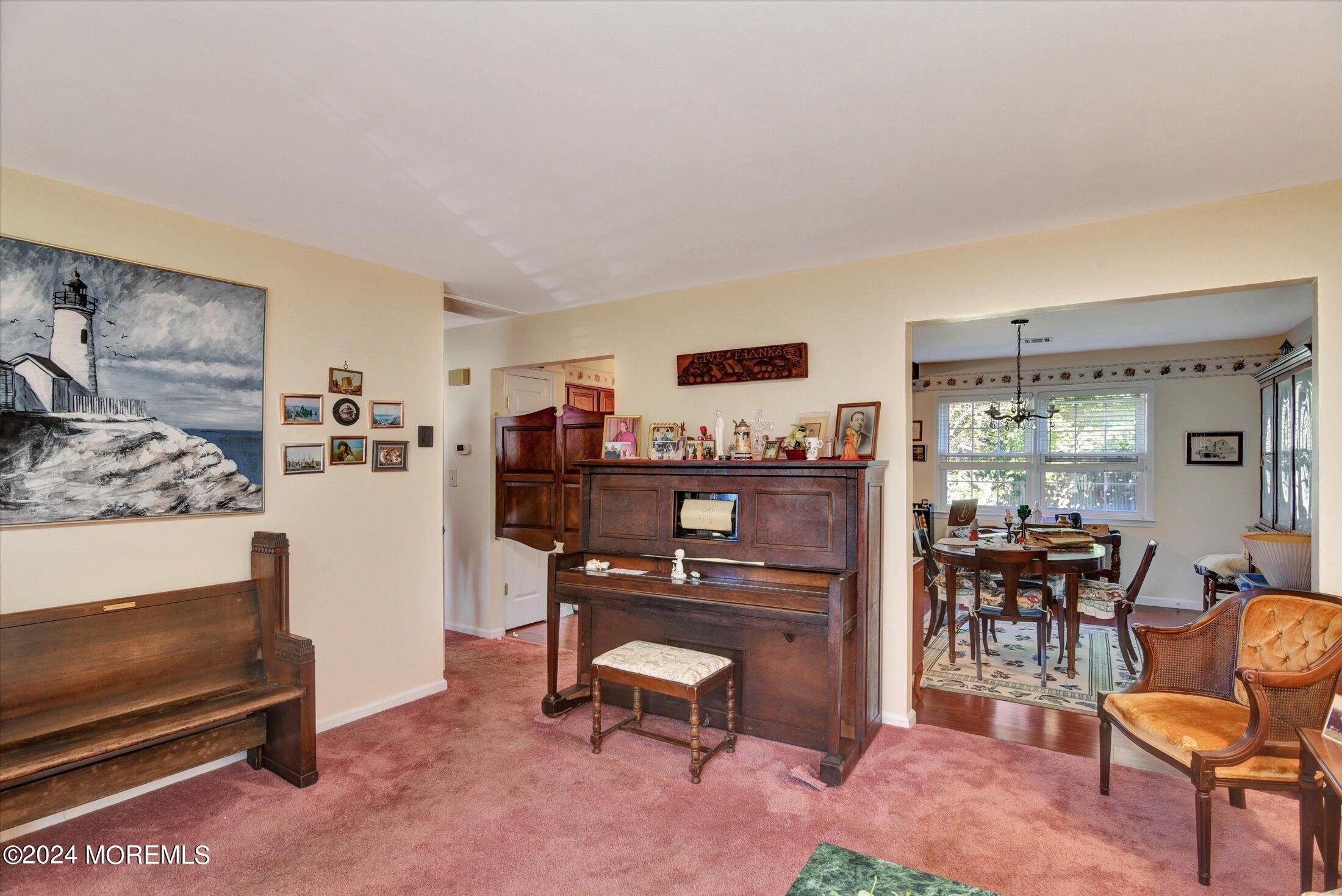 9 Woolley Street Image 3