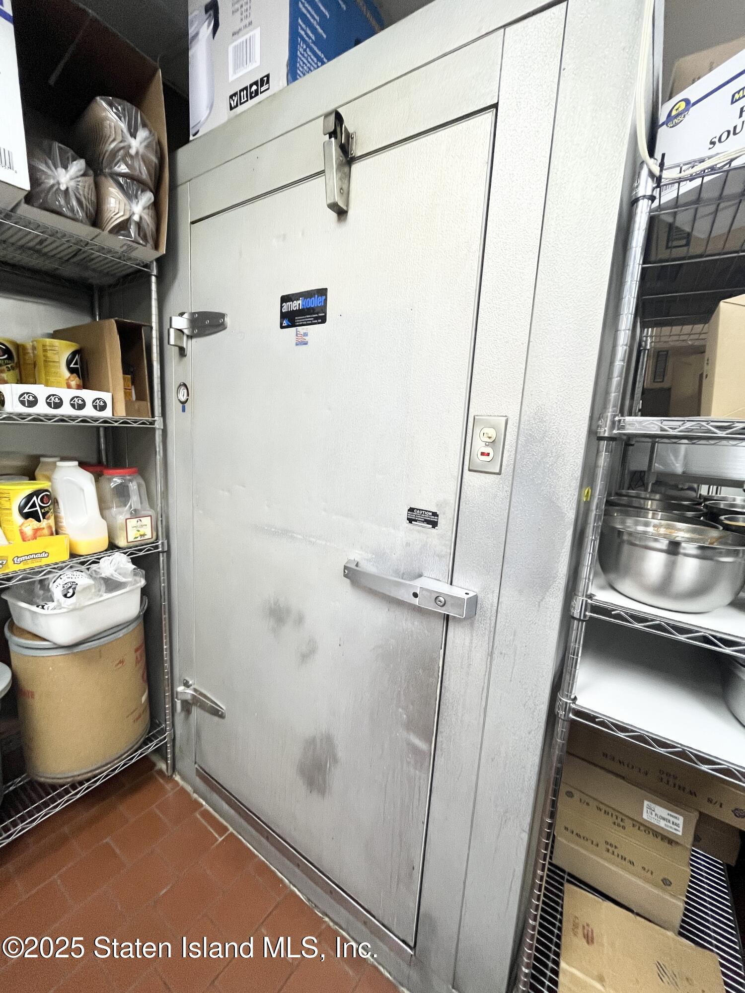 1082 Bay Street, Staten Island, NY, 10305 image 10