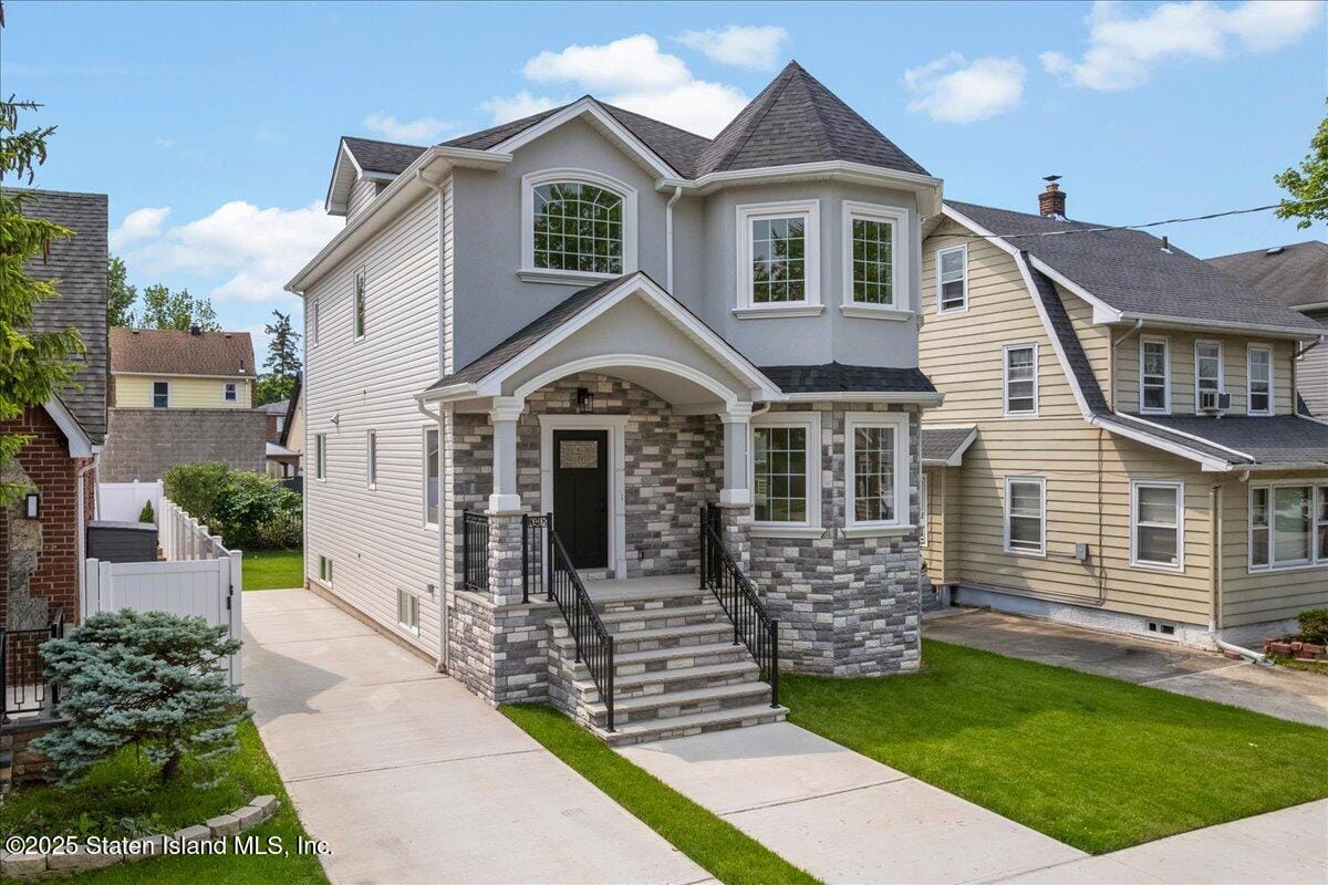 150 Dudley Avenue Image 2