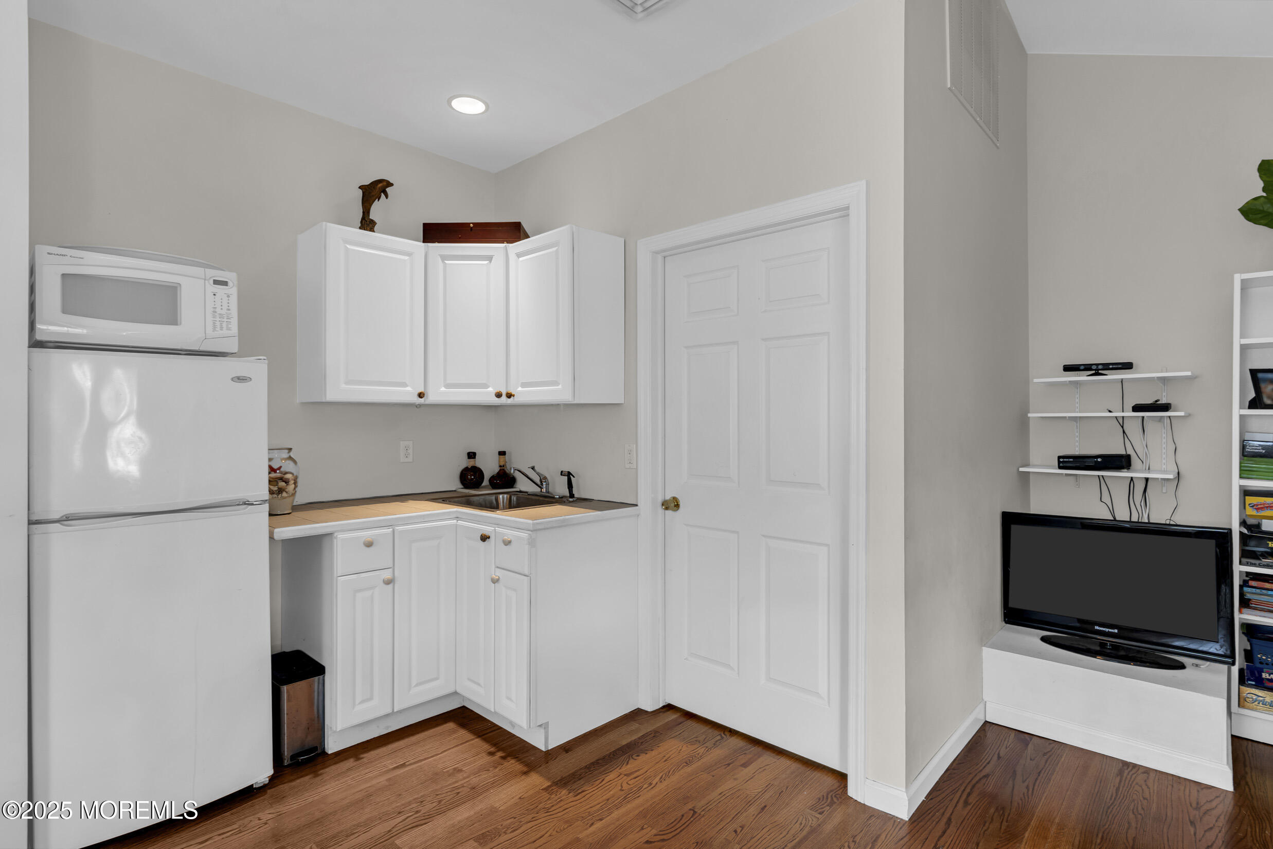 837 Beaver Dam Road, Point Pleasant, NJ, 08742 image 28