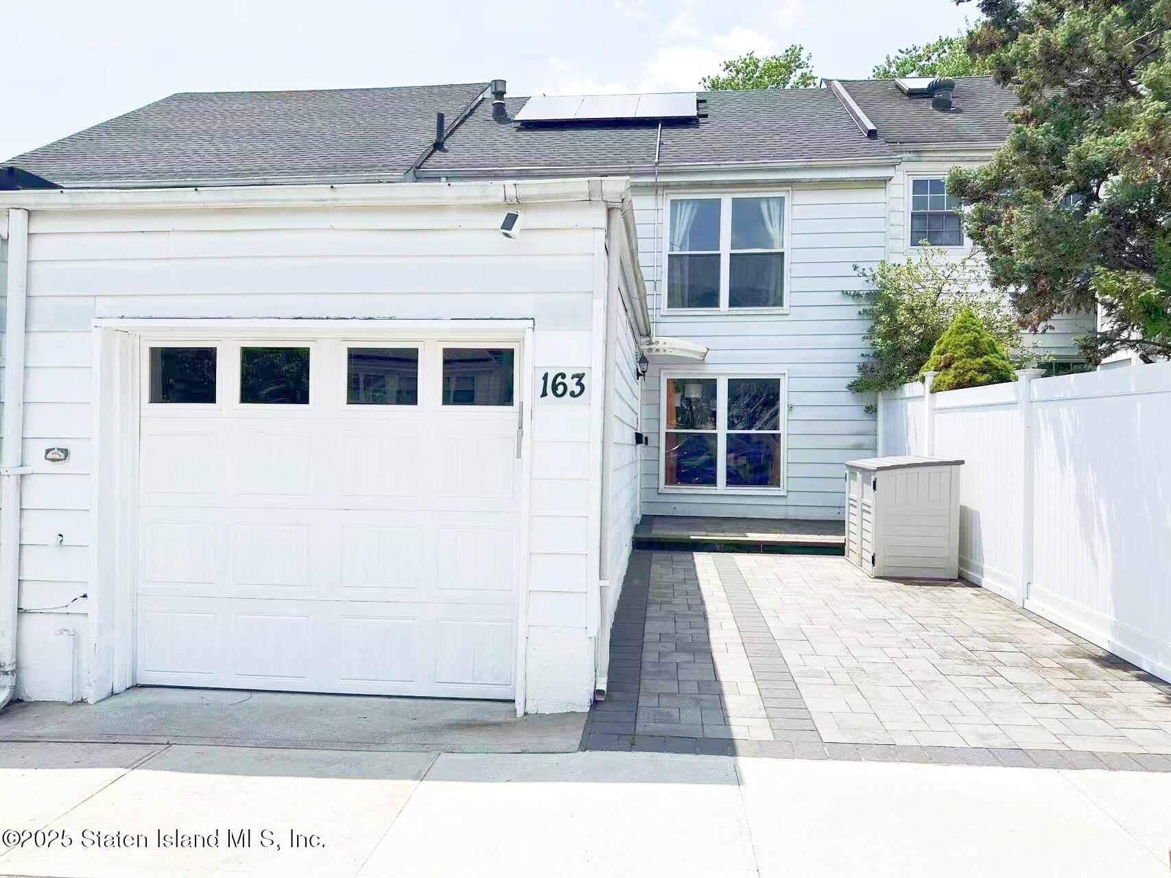 163 Hampton Green, Staten Island, NY, 10312