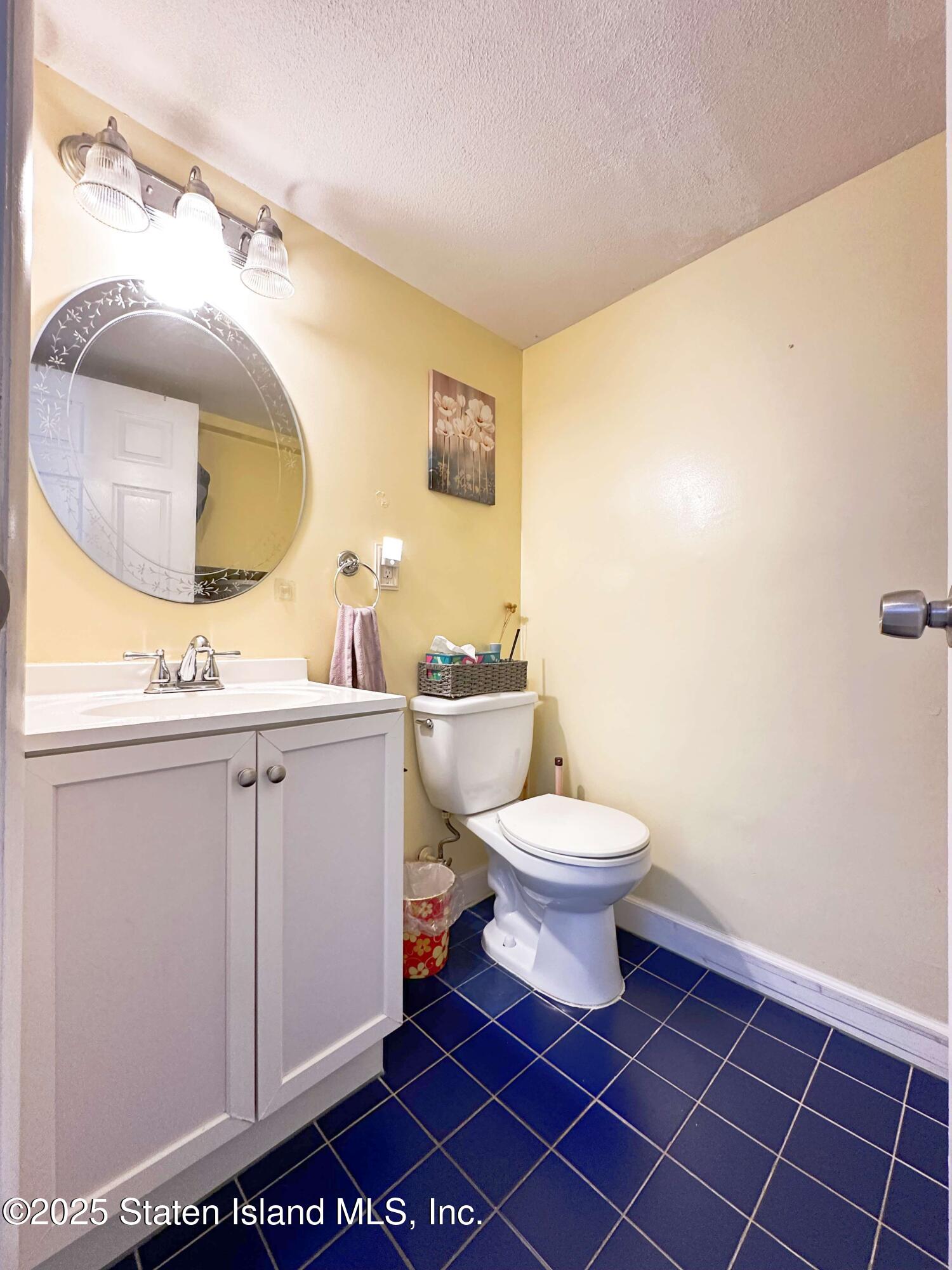 163 Hampton Green, Staten Island, NY, 10312 image 9