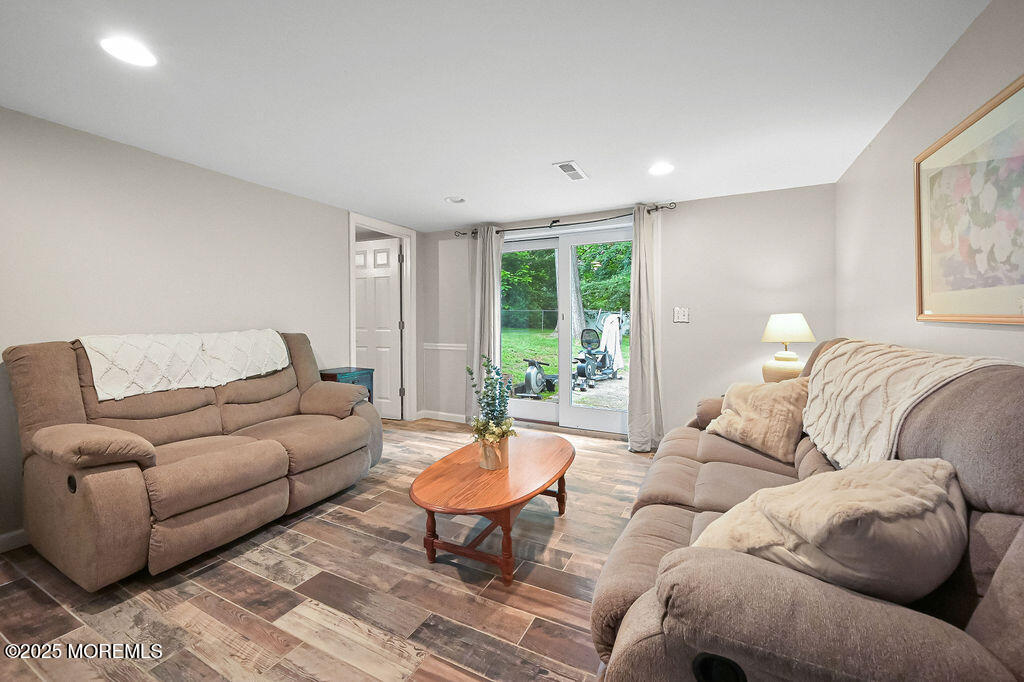 42 Beechwood Terrace, Matawan, NJ, 07747 image 38