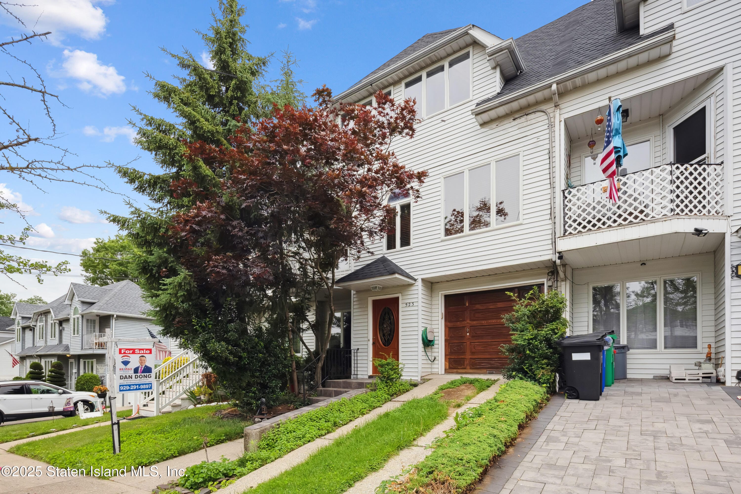 523 Greaves Avenue Image 3