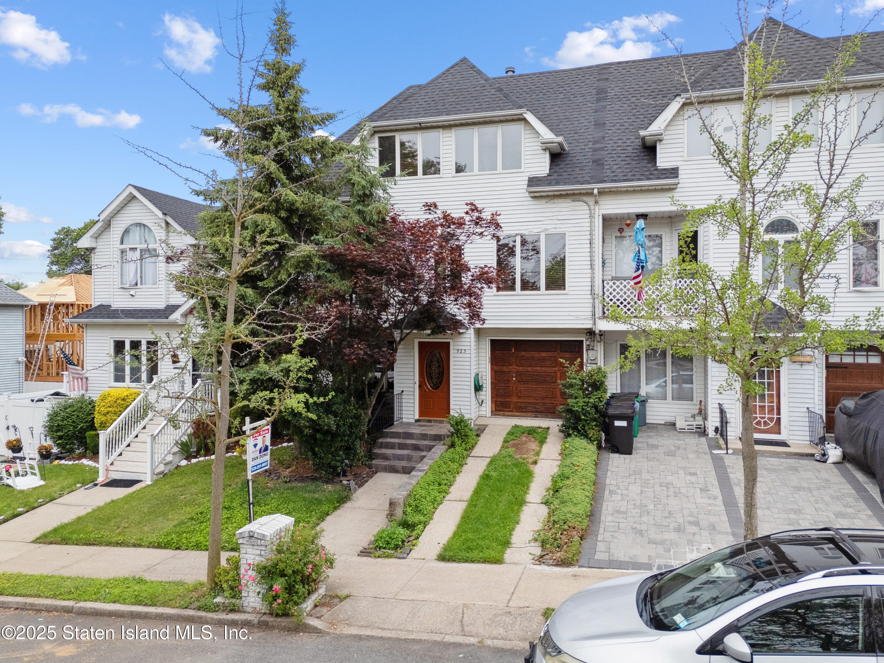 523 Greaves Avenue Image 4