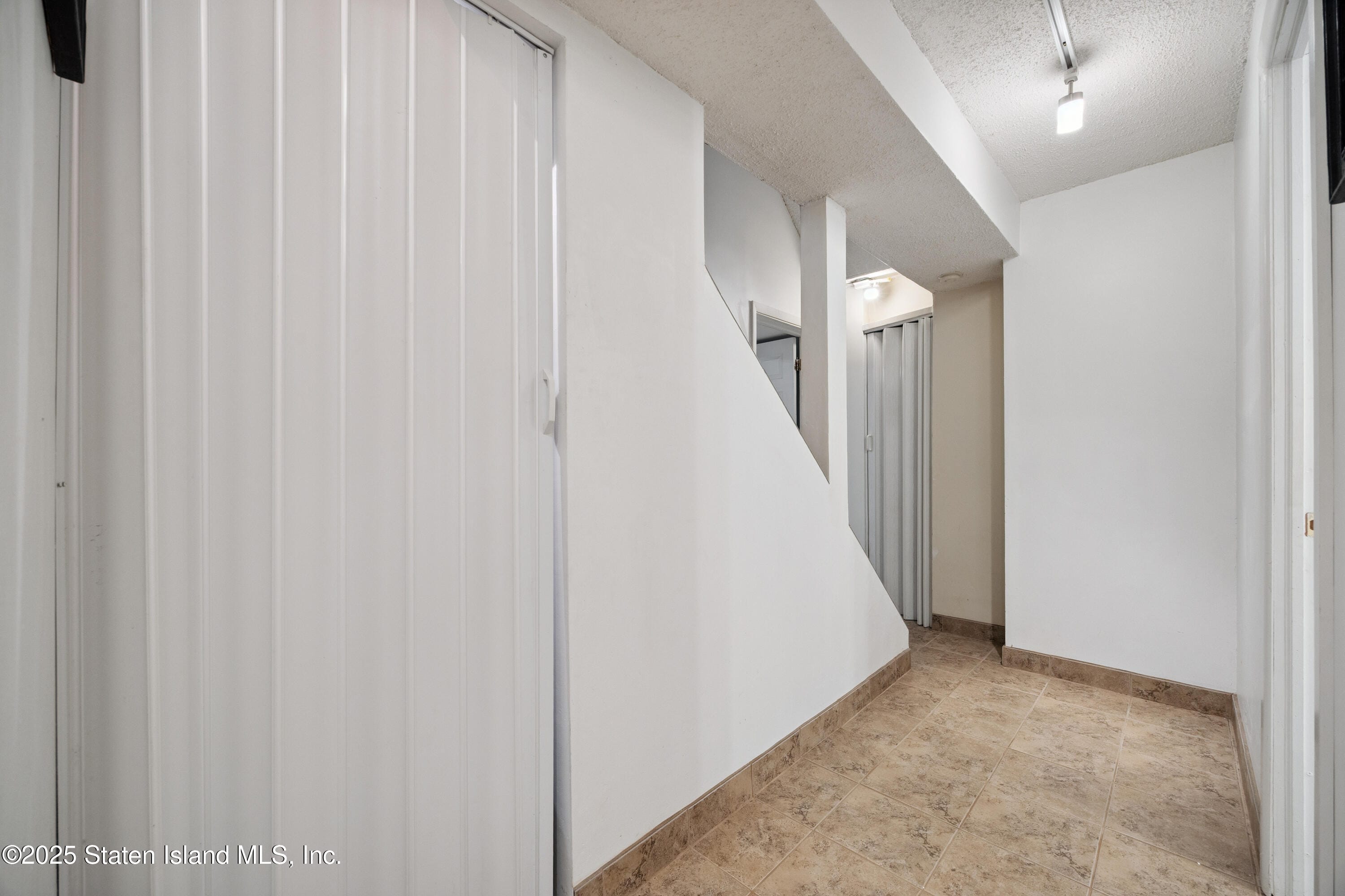 523 Greaves Avenue, Staten Island, NY, 10308 image 32
